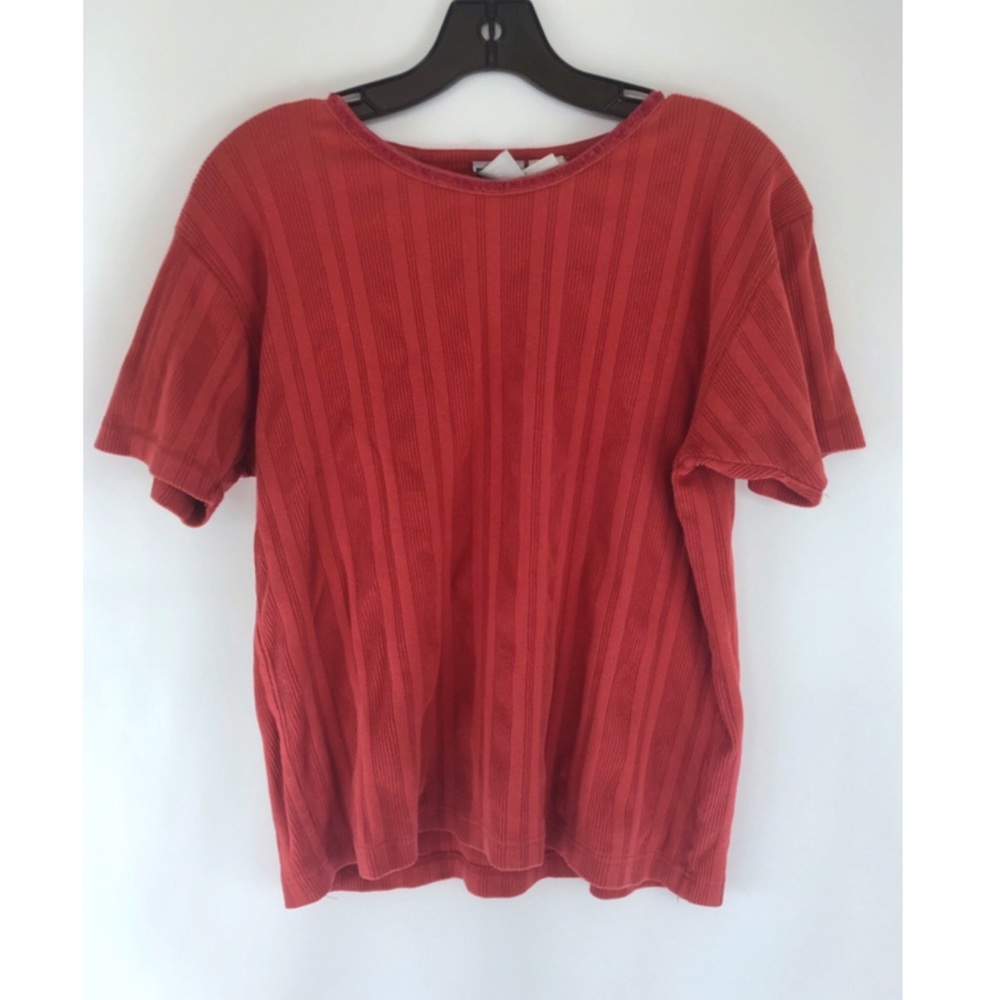 SALE 4/$10 ✨ vintage dusty rose textured tee top